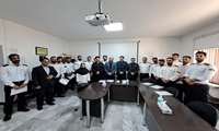  تجلیل از کارکنان حراست و انتظامات بیمارستان ولیعصر(عج)