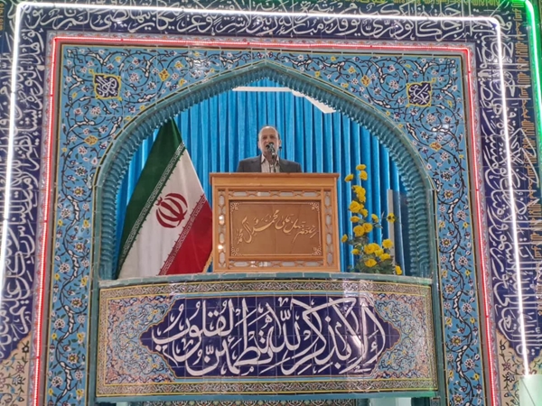 دکتر یگانه به مناسبت هفته سلامت در نماز جمعه این هفته سخنانی ایراد نمودند