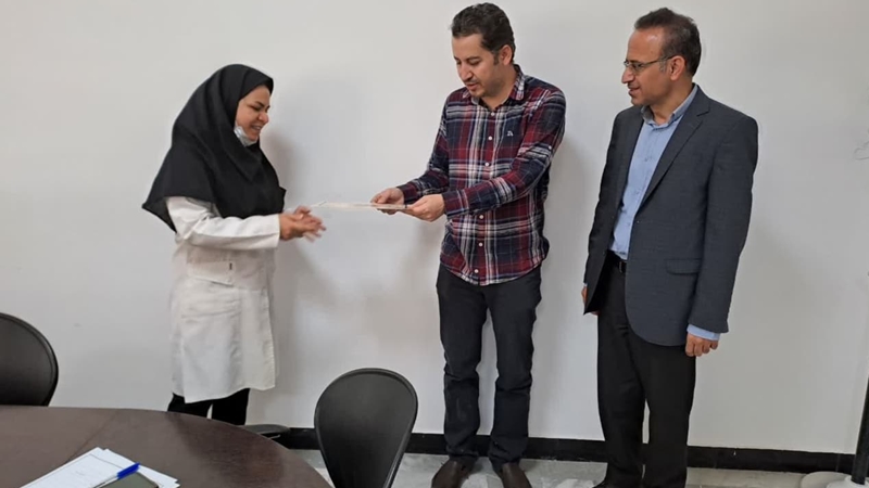 تقدیر از دکتر احسان هدایتی متخصص جراحی چشم