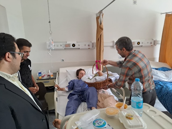 لحظاتی ناب با بیماران در روز عید سعید غدیرخم