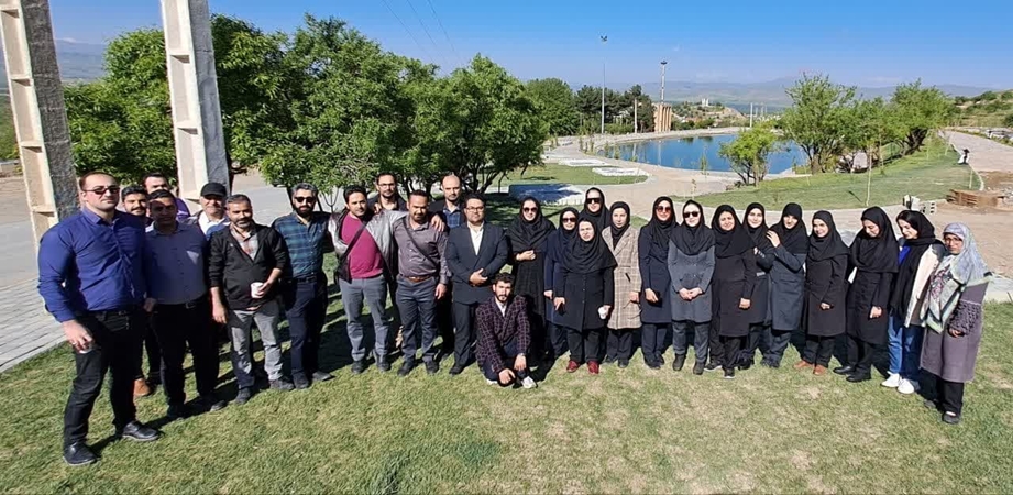  همایش پیاده روی کارکنان بیمارستان برگزار گردید.